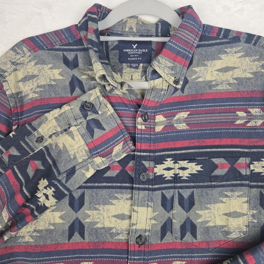 American Eagle Button Down Shirt Mens Medium Aztec Print Red Blue‎ Classic Fit